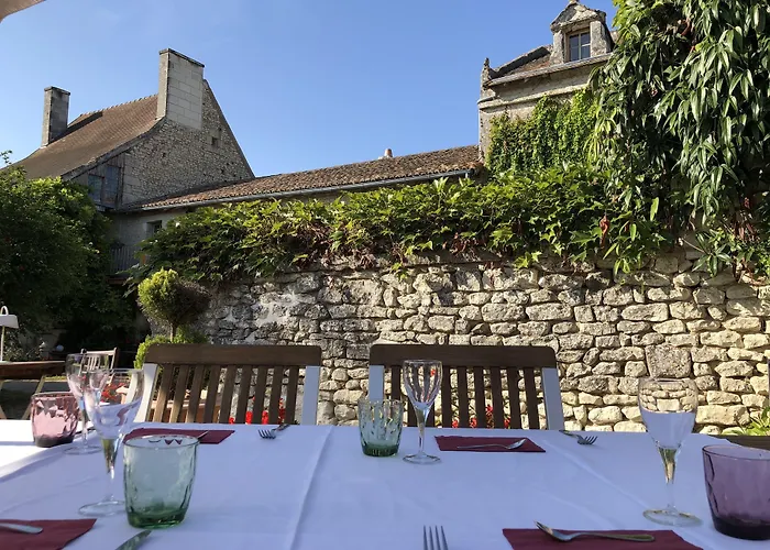 Le Pigeonnier Du Perron Hotel